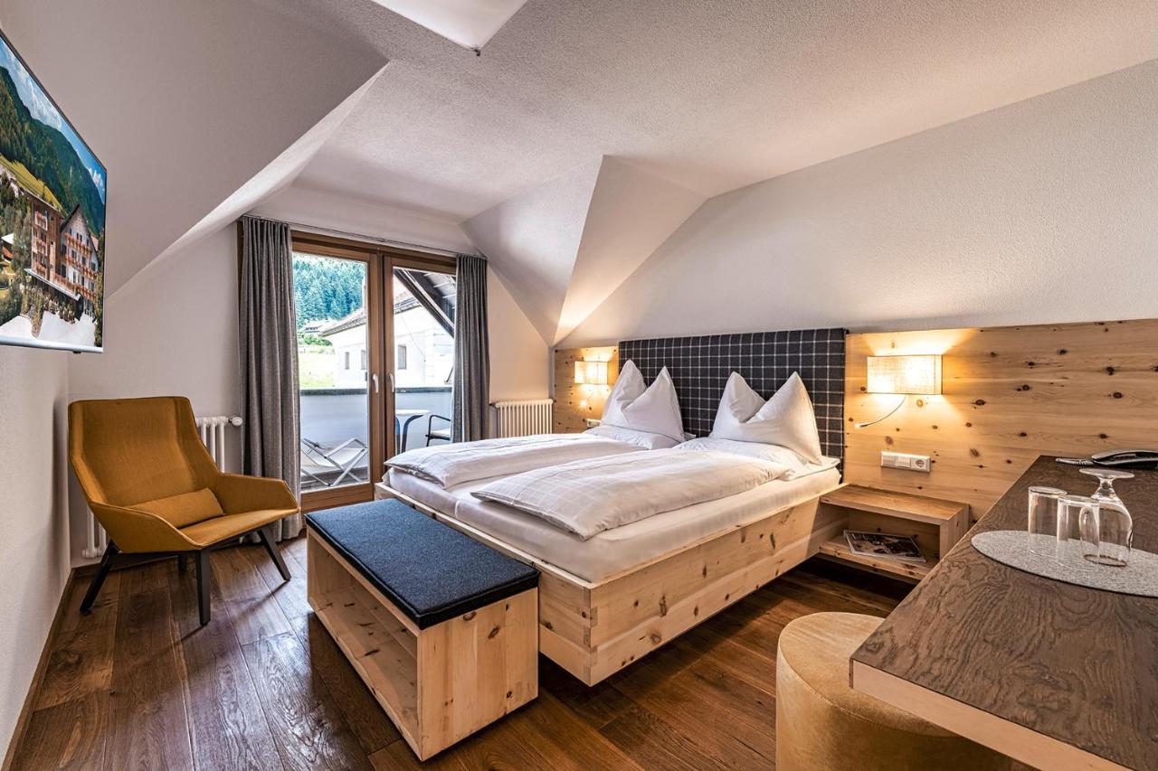 Hotel Broetz Rasùn di Sotto Esterno foto