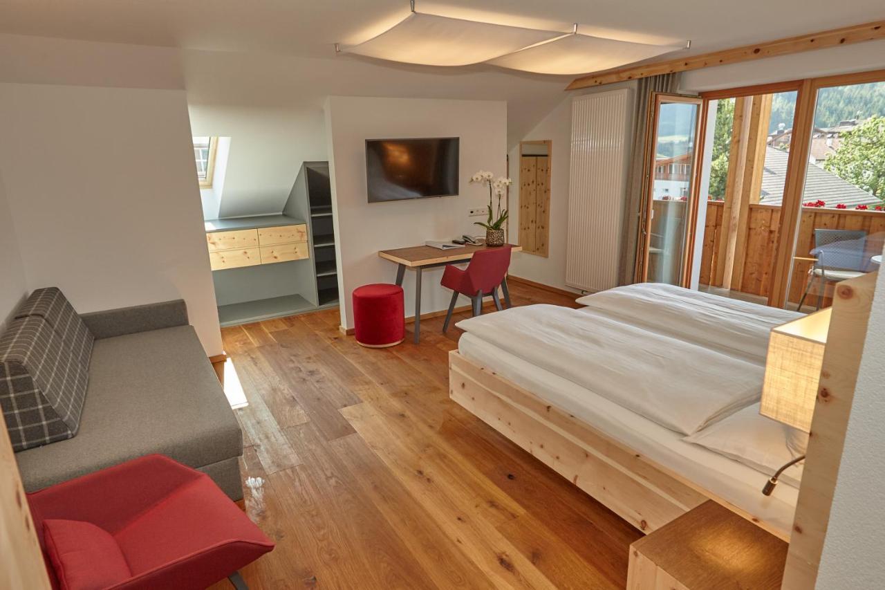 Hotel Broetz Rasùn di Sotto Esterno foto
