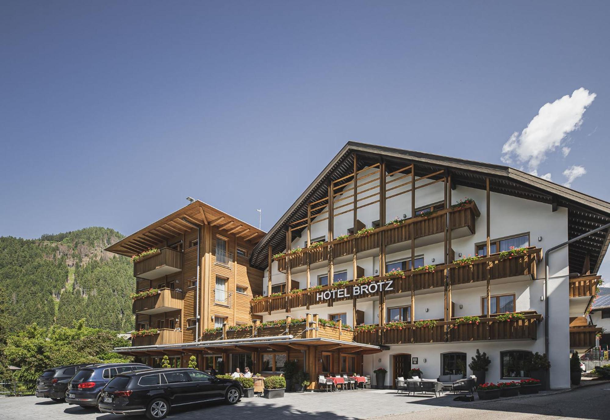 Hotel Broetz Rasùn di Sotto Esterno foto